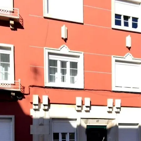 Sunny In A Typical Neighborhood Apartment *