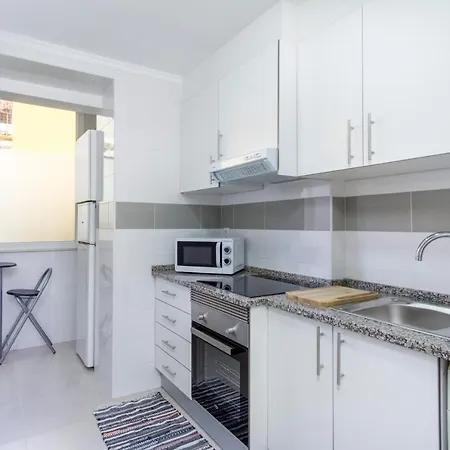 Sunny In A Typical Neighborhood *