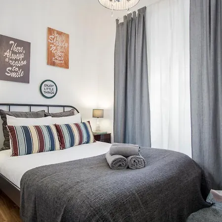 Apartment Sunny In A Typical Neighborhood Lissabon